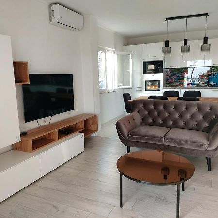 Apartment Franic Sucuraj Ngoại thất bức ảnh