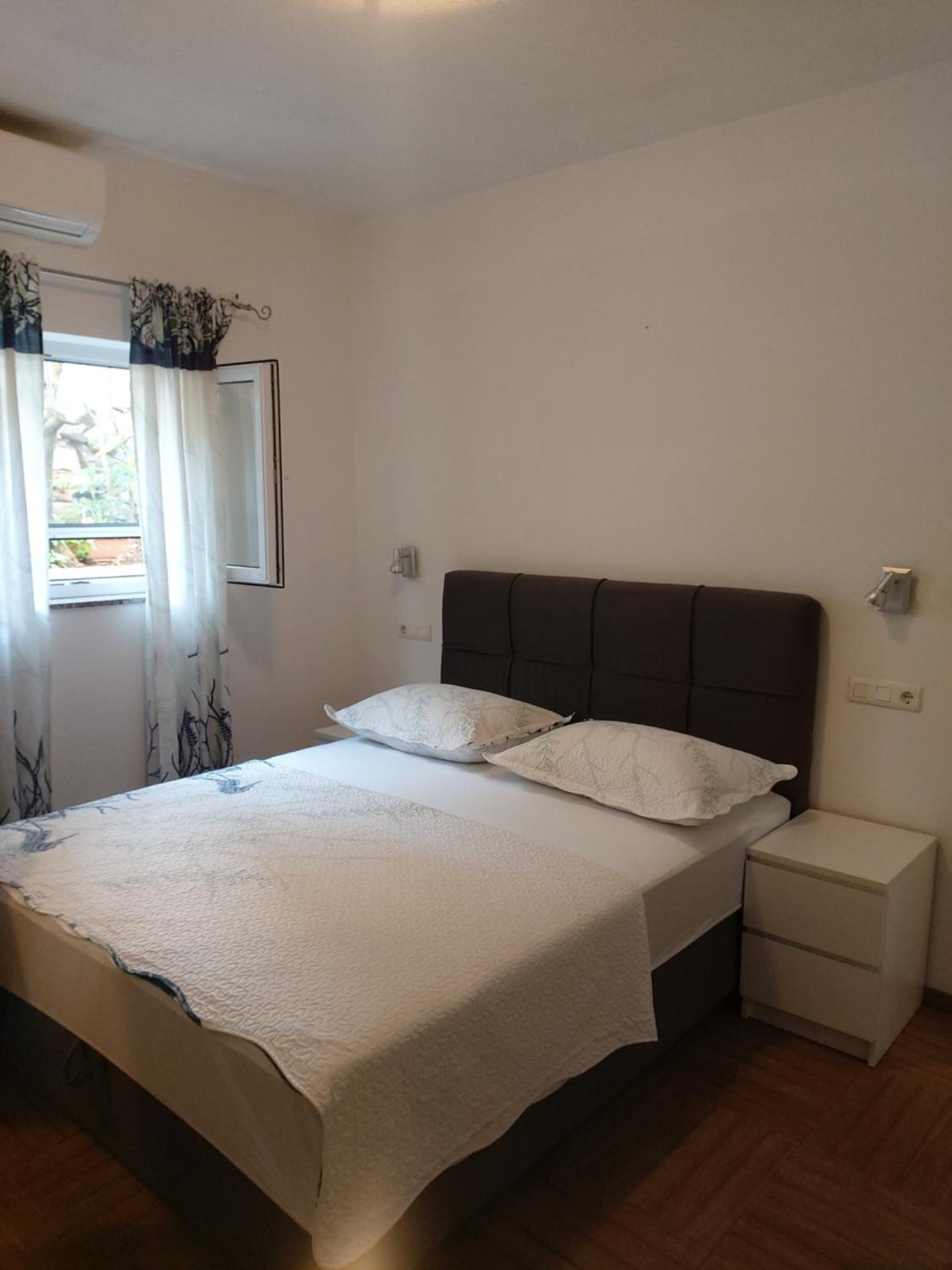 Apartment Franic Sucuraj Phòng bức ảnh