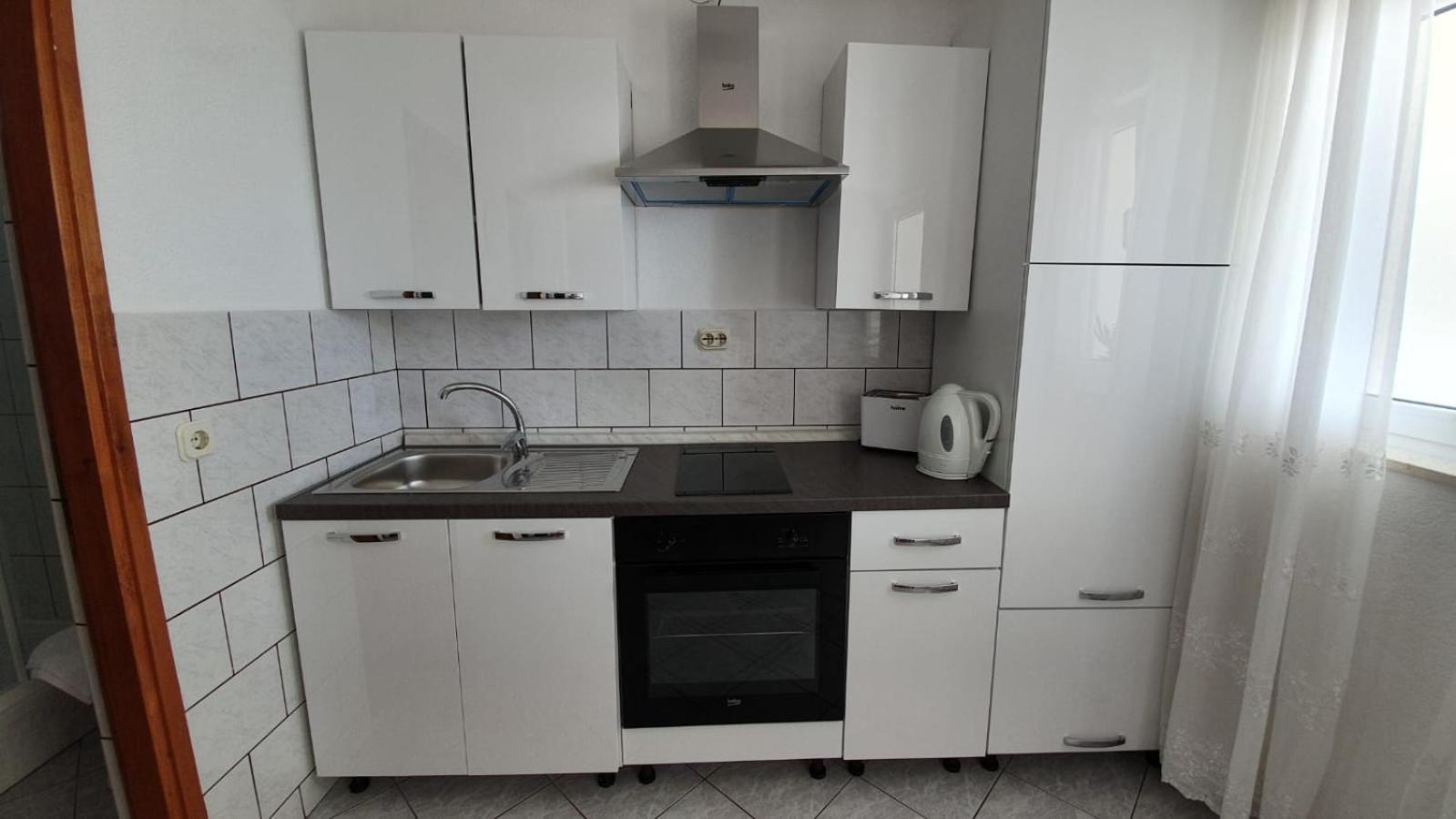 Apartment Franic Sucuraj Phòng bức ảnh